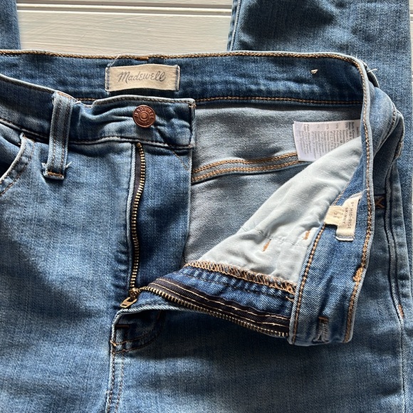 Madewell 9” Mid-Rise Skinny Jeans - Picture 4 of 10